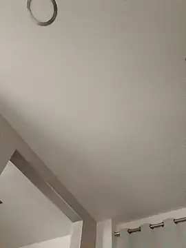 tukdjfjfjd online show from December 17, 2025, 6:52 am