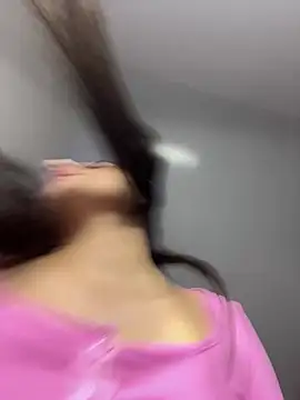 EmySofia online show from July 22, 2026, 8:17 am