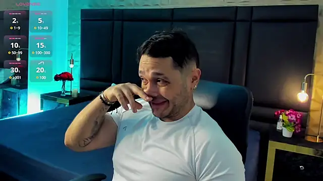 JossAckland online show from January 26, 2025, 12:01 pm