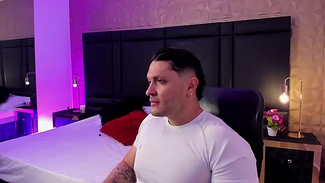 JossAckland online show from February 11, 2025, 11:43 am