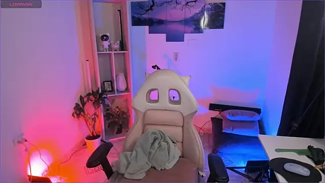 odelei online show from November 5, 2025, 8:58 am