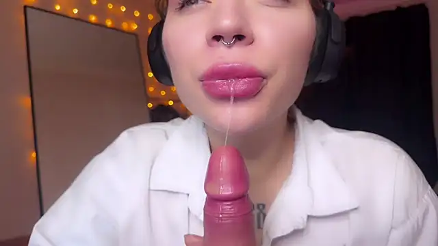 Snapshot of PaulaPratt chatting on December 1, 2024, 4:29 pm PaulaPratt online show from December 1, 2024, 4:29 pm