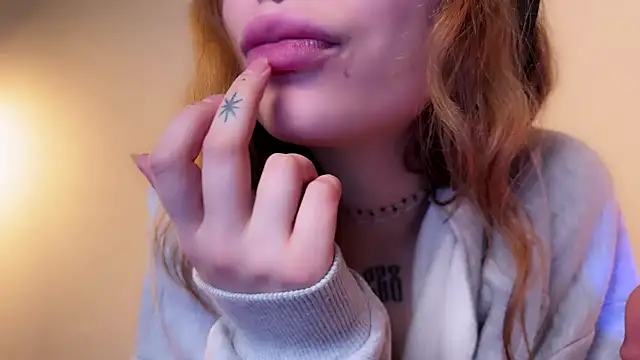 Snapshot of PaulaPratt chatting on January 15, 2025, 6:22 am PaulaPratt online show from January 15, 2025, 6:22 am