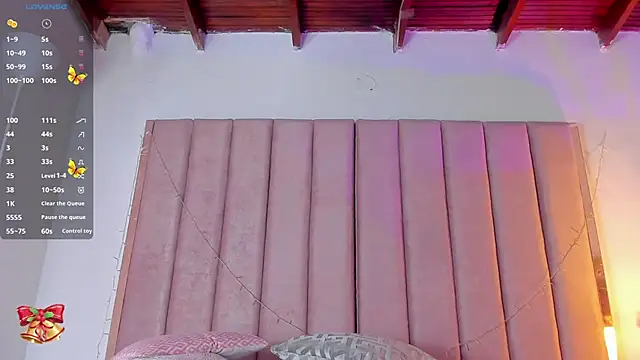 VICTORIA RASH online show from December 31, 2024, 7:07 pm