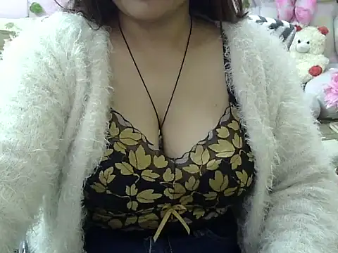 Snapshot of Bold_Pooja chatting on December 20, 2025, 5:03 am Bold Pooja online show from December 20, 2025, 5:03 am