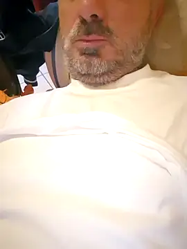 Snapshot of 1talianBeutifulCock chatting on November 11, 2025, 1:44 pm 1talianBeutifulCock online show from November 11, 2025, 1:44 pm