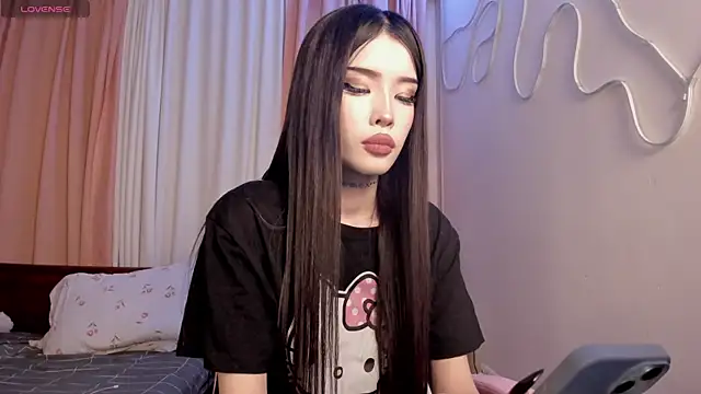 Snapshot of Velvetsky_1 chatting on October 24, 2025, 2:02 pm Velvetsky 1 online show from October 24, 2025, 2:02 pm