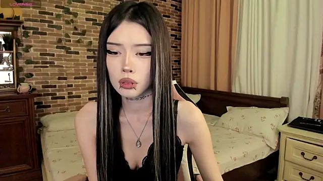 Snapshot of Velvetsky_1 chatting on November 17, 2025, 7:19 pm Velvetsky 1 online show from November 17, 2025, 7:19 pm