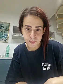 Snapshot of perla97 chatting on February 16, 2026, 6:48 pm perla97 online show from February 16, 2026, 6:48 pm