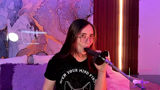 centaurigirl online show from November 27, 2025, 3:41 am