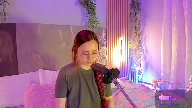 Snapshot of centaurigirl chatting on February 7, 2026, 5:00 am centaurigirl online show from February 7, 2026, 5:00 am