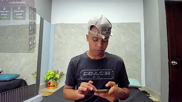 ada-brooke online show from October 23, 2025, 3:28 am