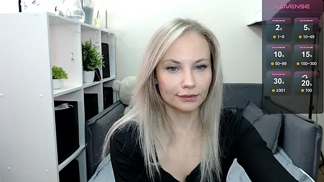 Sunny bunny6 online show from September 19, 2025, 6:04 am