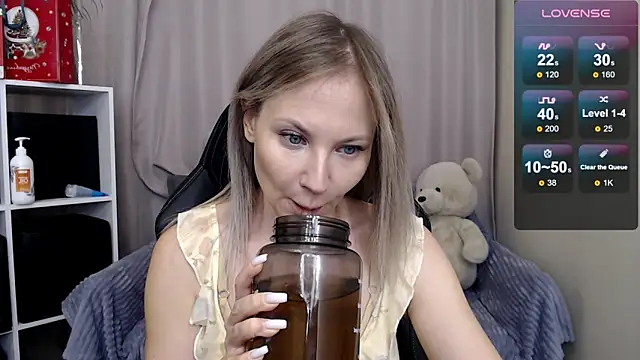 Sunny bunny6 online show from February 4, 2026, 3:12 am