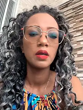 Amaliu  online show from March 17, 2025, 3:18 pm