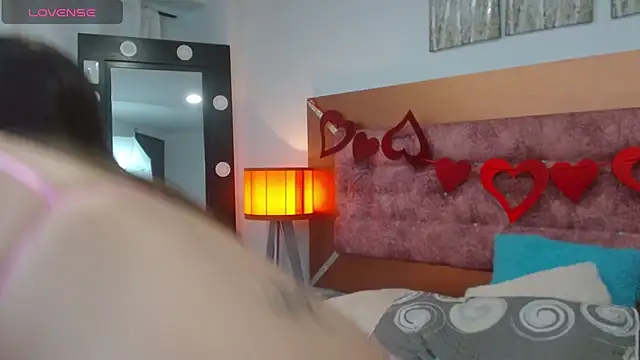 Snapshot of vennuss_89 chatting on March 10, 2025, 11:21 am vennuss 89 online show from March 10, 2025, 11:21 am