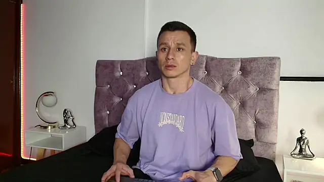 Andrewfalcon online show from January 22, 2025, 12:17 pm