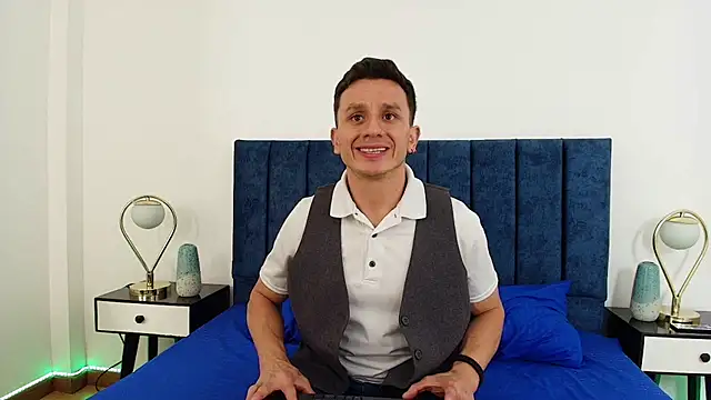 Andrewfalcon online show from March 21, 2025, 7:24 pm