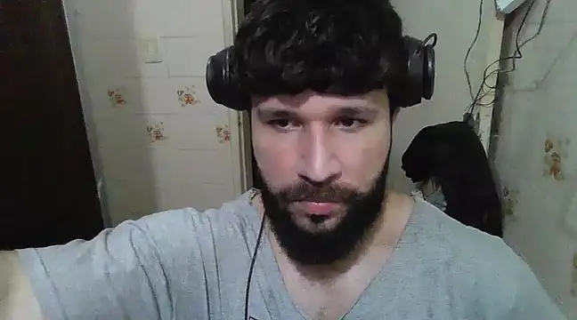 Snapshot of Cauan-t chatting on January 3, 2025, 11:55 pm Cauan-t online show from January 3, 2025, 11:55 pm