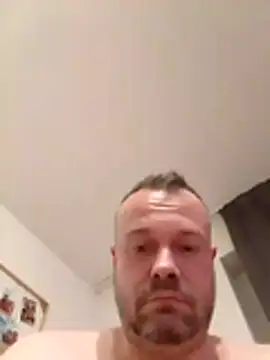 Snapshot of mikaaaaase chatting on October 25, 2025, 12:40 am mikaaaaase online show from October 25, 2025, 12:40 am