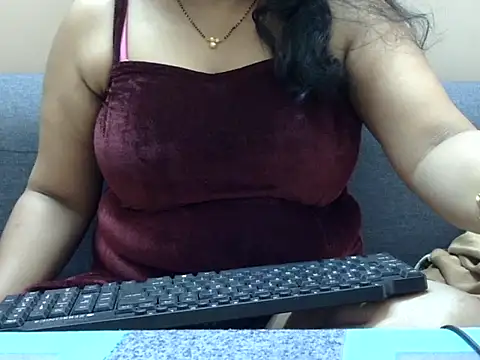 Riya riyaa online show from December 5, 2025, 8:34 am