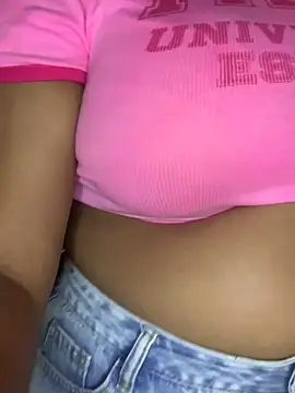 Snapshot of Doodhwaali chatting on March 16, 2025, 12:33 pm Doodhwaali online show from March 16, 2025, 12:33 pm