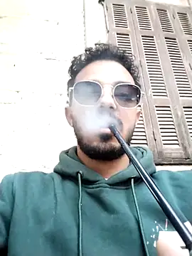 Snapshot of bontoo5 chatting on November 18, 2025, 2:21 pm bontoo5 online show from November 18, 2025, 2:21 pm