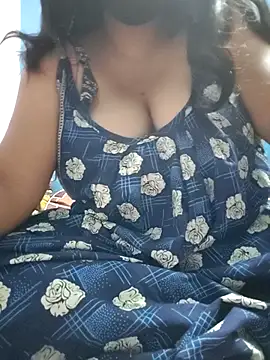 BERRY 00 online show from April 30, 2026, 9:48 am