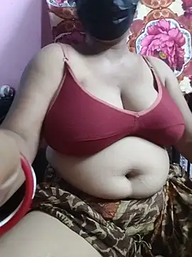 BERRY 00 online show from May 16, 2026, 6:17 pm