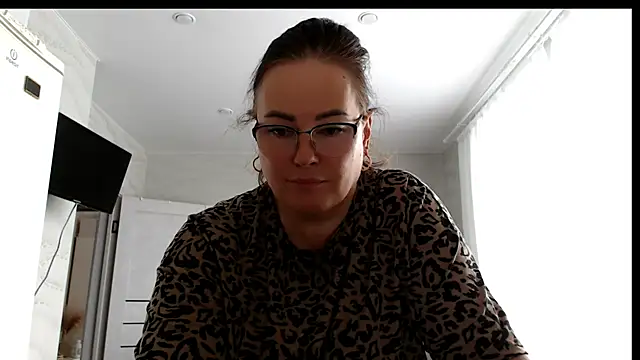 Nora Star online show from March 1, 2026, 11:34 am