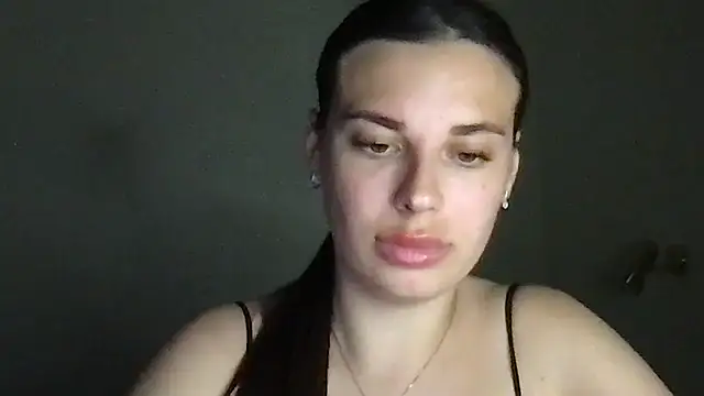 MoonriseGoddess online show from May 16, 2026, 5:01 pm