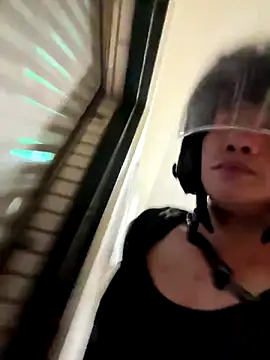 Snapshot of TaiwanSlutBitch chatting on October 17, 2025, 2:04 am TaiwanSlutBitch online show from October 17, 2025, 2:04 am