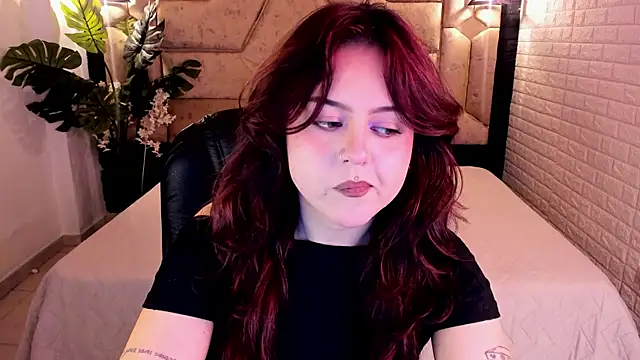 crimson tati  online show from May 26, 2026, 5:03 am