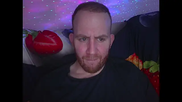 Snapshot of Tall_REC chatting on December 10, 2024, 12:17 am Tall REC online show from December 10, 2024, 12:17 am