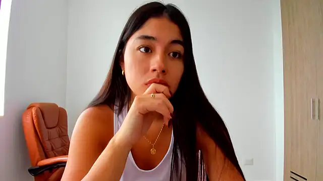 Snapshot of AriaMontgomery chatting on February 14, 2026, 5:53 pm AriaMontgomery online show from February 14, 2026, 5:53 pm