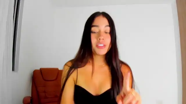 Snapshot of AriaMontgomery chatting on February 28, 2026, 5:41 am AriaMontgomery online show from February 28, 2026, 5:41 am