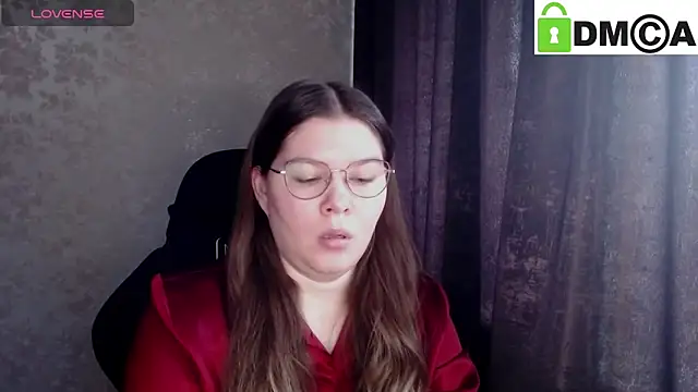 Snapshot of holy_michela chatting on February 12, 2026, 7:03 am holy michela online show from February 12, 2026, 7:03 am