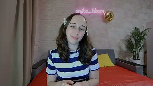 Anika bloom online show from February 25, 2025, 2:47 am