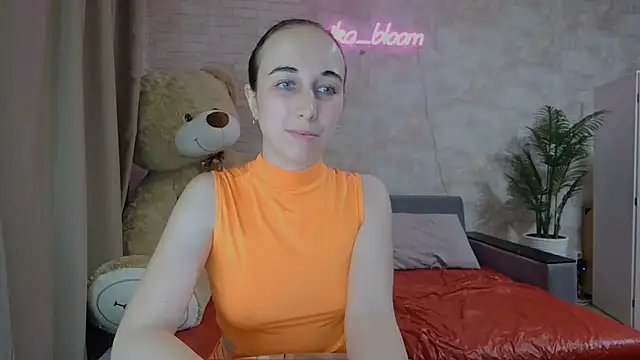 Anika bloom online show from March 10, 2025, 11:38 pm