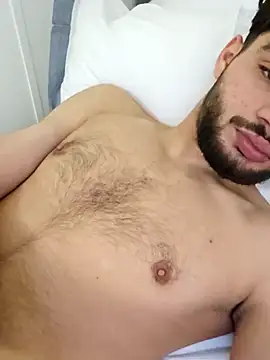 Snapshot of Amir334_ chatting on December 23, 2024, 10:33 pm Amir334 online show from December 23, 2024, 10:33 pm