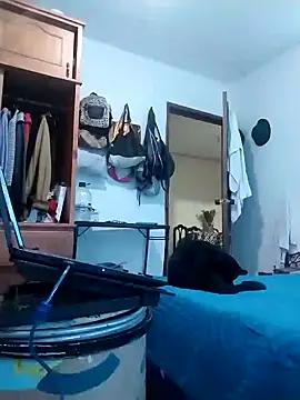 Snapshot of samanta_rosas1 chatting on January 10, 2025, 1:32 am samanta rosas1 online show from January 10, 2025, 1:32 am