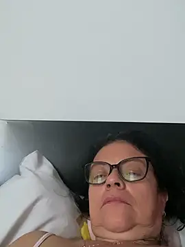 Sharongirl07 online show from May 12, 2026, 11:29 am