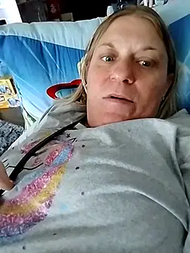 Playmate86 online show from February 27, 2025, 6:09 pm