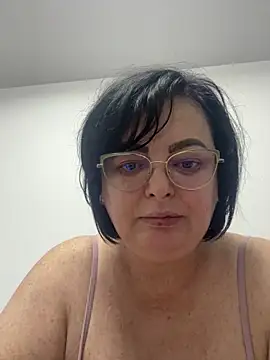 Amandamuller1982 online show from February 2, 2025, 9:45 pm