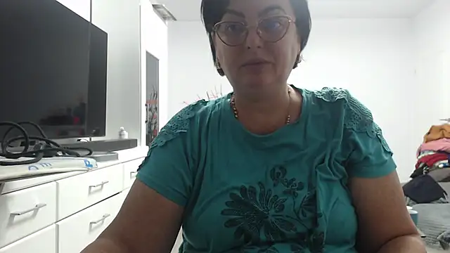 Amandamuller1982 online show from October 11, 2025, 10:08 pm