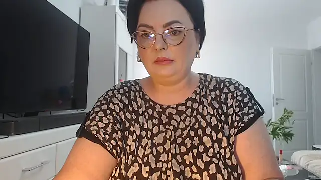 Amandamuller1982 online show from May 23, 2026, 6:18 am