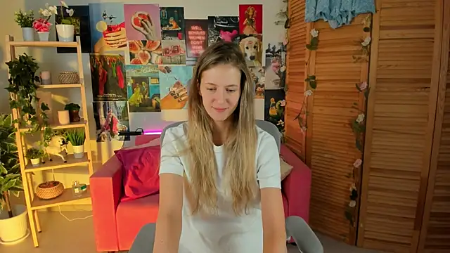 Sharon Evansi online show from December 7, 2024, 11:51 am