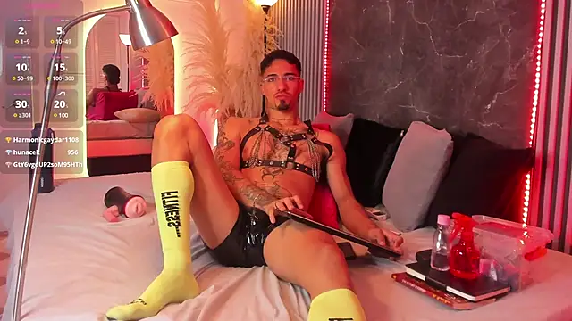 Snapshot of Duriel_ chatting on January 23, 2025, 6:24 pm Duriel online show from January 23, 2025, 6:24 pm