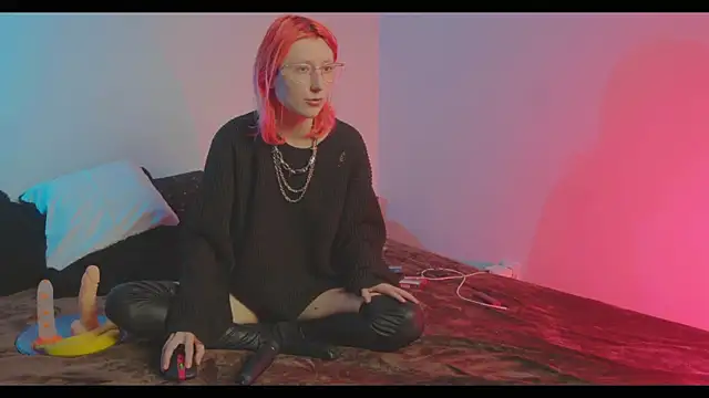 Snapshot of Bloom-fairy chatting on January 14, 2026, 2:44 pm Bloom-fairy online show from January 14, 2026, 2:44 pm