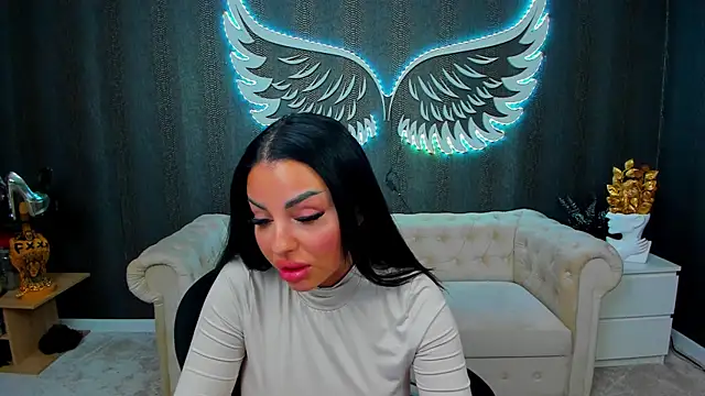 anemarieejolie online show from March 22, 2025, 6:36 pm